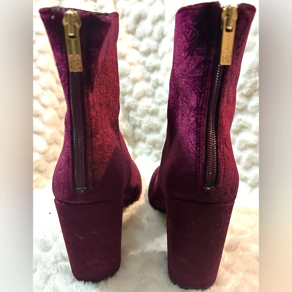 Jessica Simpson Etched Velvet Burgundy block heel ankle boots women’s size 7.5M - Picture 8 of 12